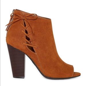 🦋 Brown Suede Chunky Heel Open Toe Booties 🦋